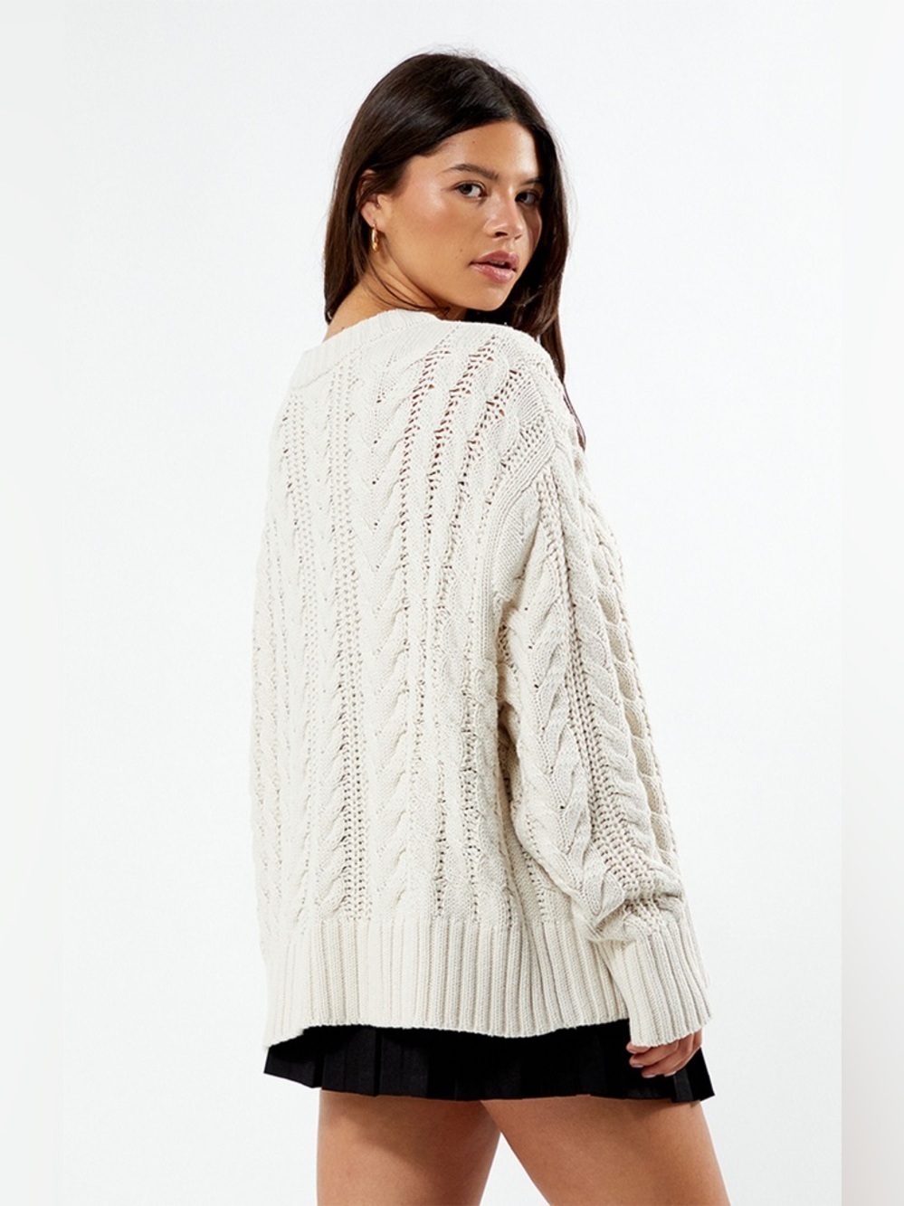 La Hearts Rory Cable Knit Crewneck Sweater